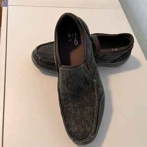 Mix no6 men’s casual slip on.. 9 and a half medium